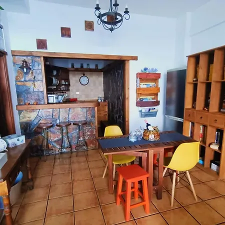 La Casita Del Acantilado * Puerto de la Madera